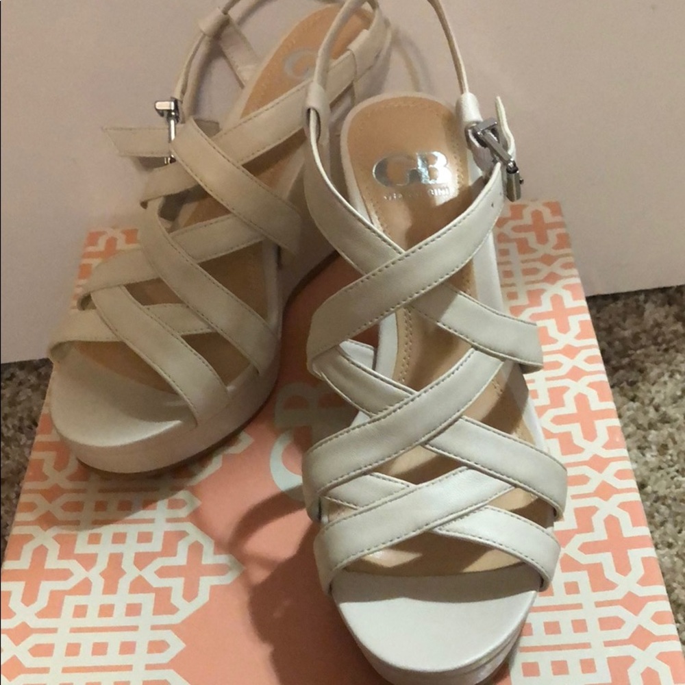 Gianni Bini wedges NEW